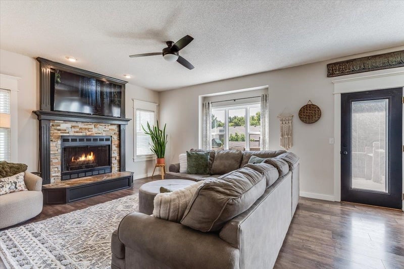 1836 N Lark Ct, Wichita, KS 67212
