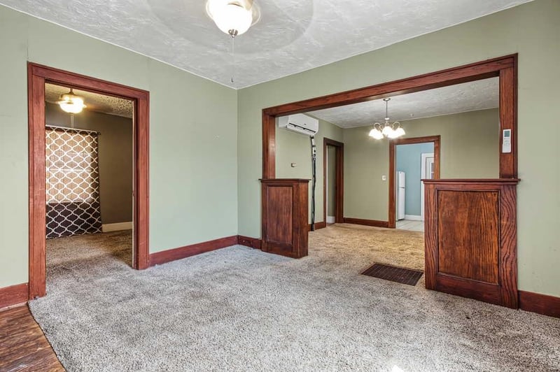 128 N Sedgwick St, Wichita, KS 67203