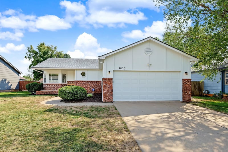 5823 W Kemper St, Wichita, KS 67215