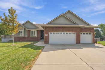 222 S Decker Ct, Wichita, KS 67235