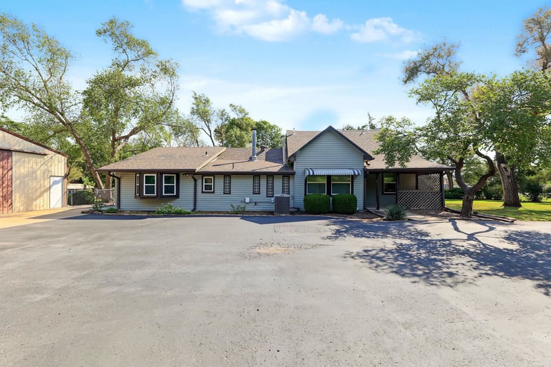 11724 E Pawnee, Wichita, KS 67207