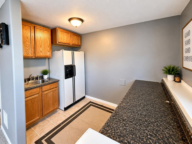 2 Ember Way Cir, Hesston, KS 67062
