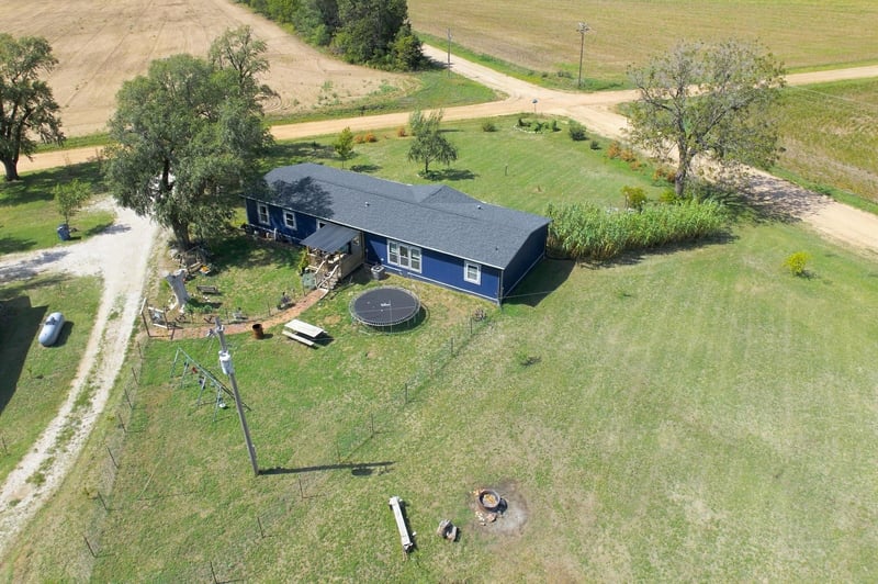 792 N Bluff, Conway Springs, KS 67031