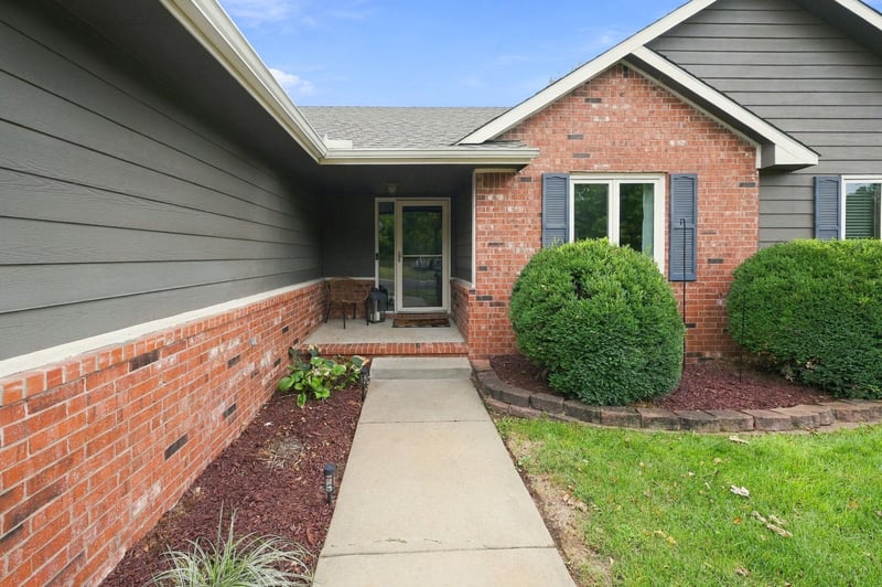 11615 W May St, Wichita, KS 67209