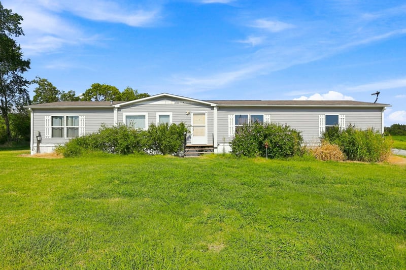 119 S Osborn, Mayfield, KS 67103