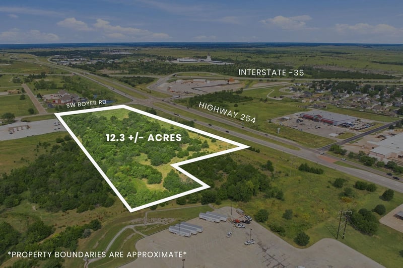 0 W Central Ave, El Dorado, KS 67042