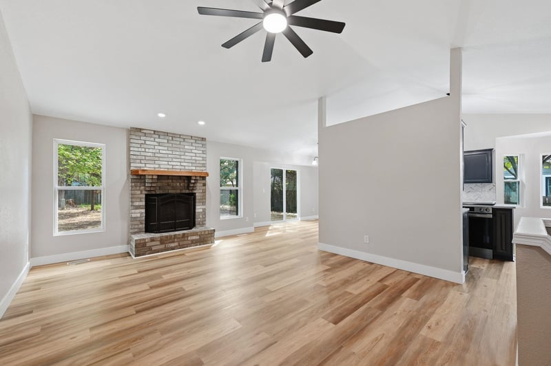 431 W White Tail St, Derby, KS 67037