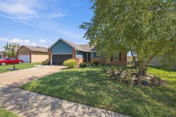 10807 W 35th, Wichita, KS 67215