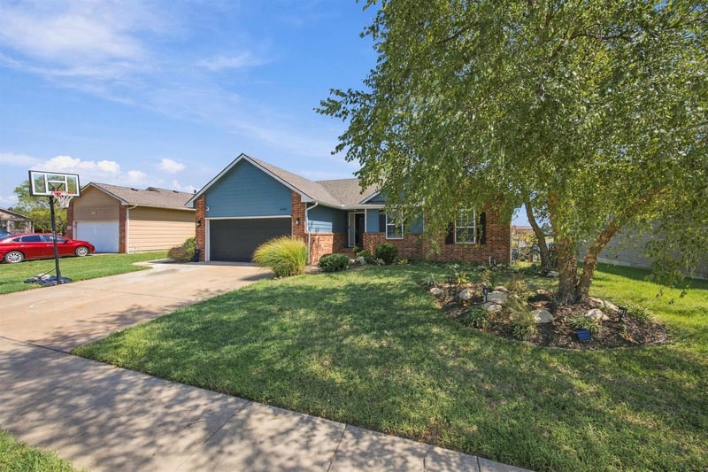 10807 W 35th, Wichita, KS 67215