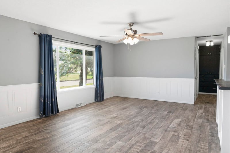 109 N Pine St, Argonia, KS 67004