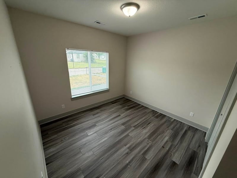 942 N Glendale St, Wichita, KS 67208