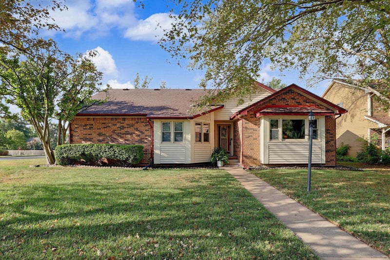 2049 S Cypress, Wichita, KS 67207
