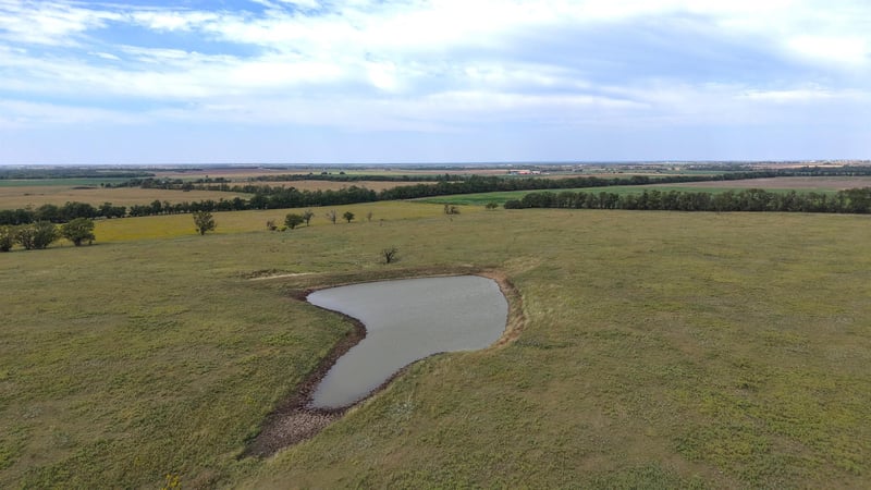 1400 Blk 1100 Ave, Hope, KS 67451
