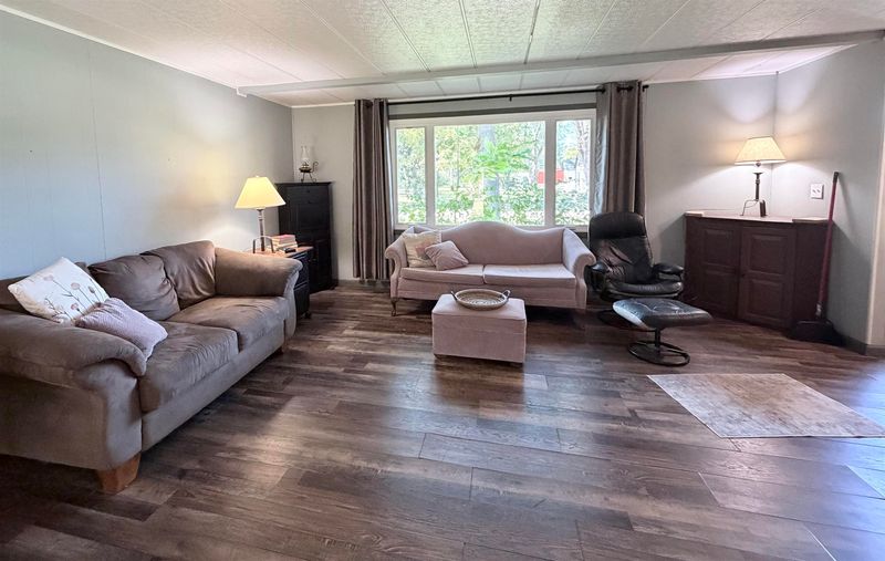 304 S Valley, Eureka, KS 67045