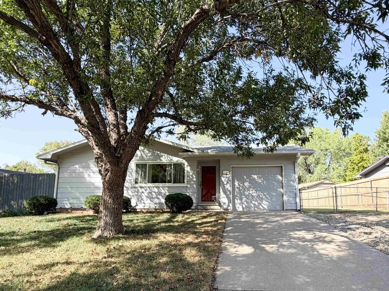 1814 E Frontenac, Park City, KS 67219