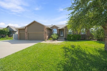 6613 W 34th St N, Wichita, KS 67205