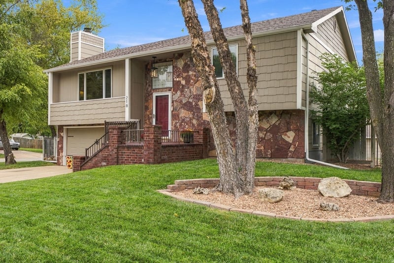 218 E Osage, Rose Hill, KS 67133
