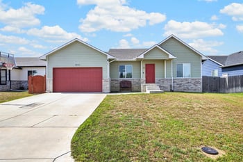 5021 S Chase Ave, Wichita, KS 67217