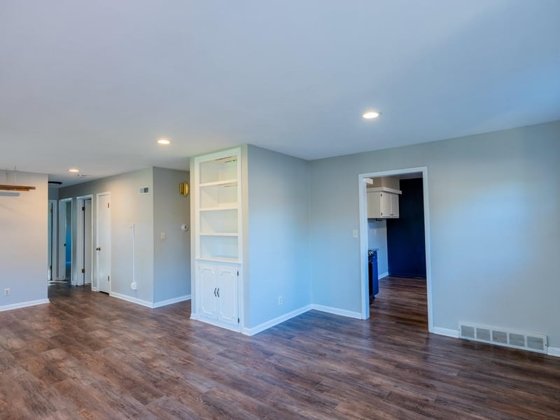 2000 Ruskin Rd, Salina, KS 67401