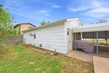 1010 S Dodge St, Wichita, KS 67213