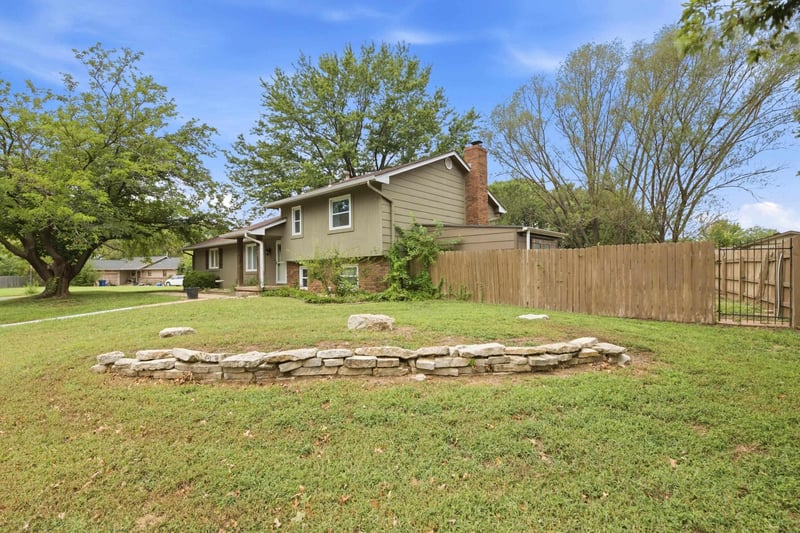 1705 N Baltimore Ave, Derby, KS 67037