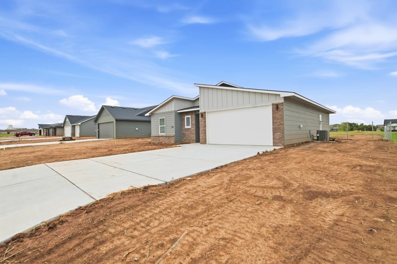 192 Tomahawk St, Clearwater, KS 67026