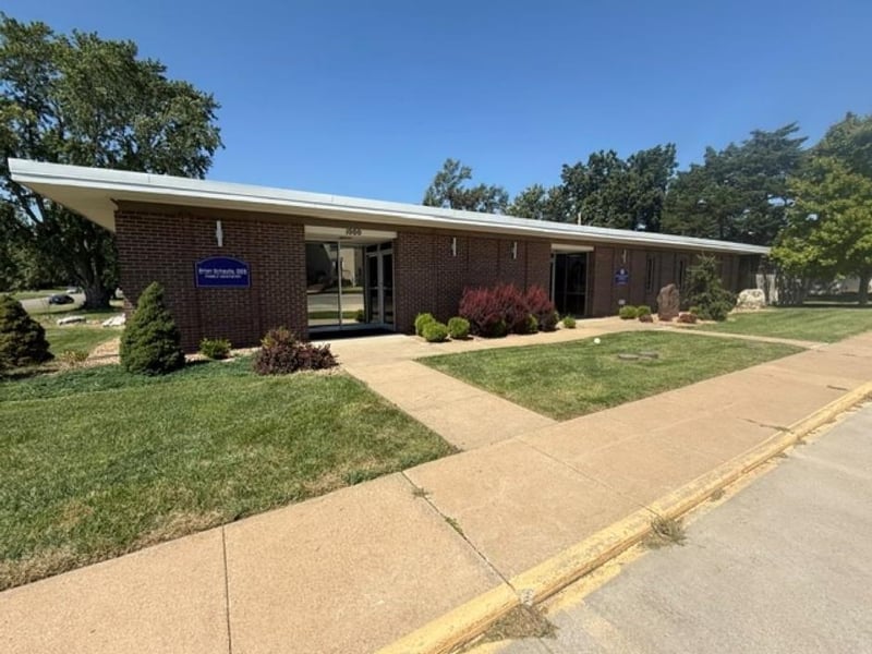 1000 N Brown St, Abilene, KS 67410