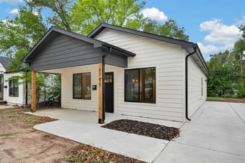1745 N Chautauqua, Wichita, KS 67214