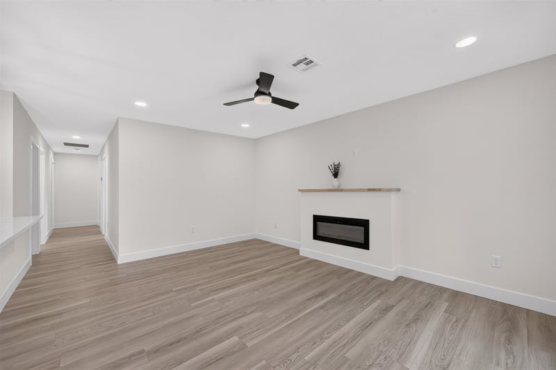 1745 N Chautauqua, Wichita, KS 67214