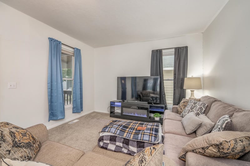 1209 N C St, Wellington, KS 67152