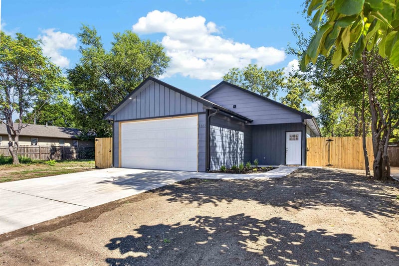 1322 N Wabash, Wichita, KS 67214