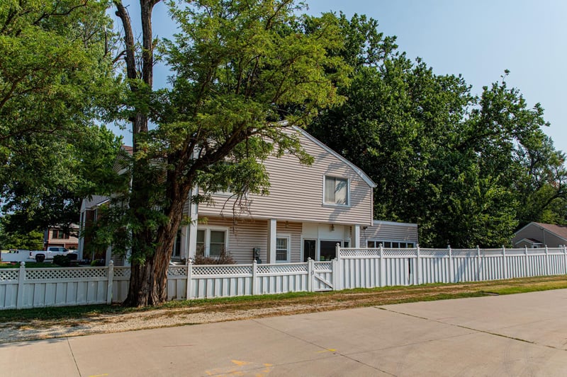 200 N Lakeside, Mcpherson, KS 67460