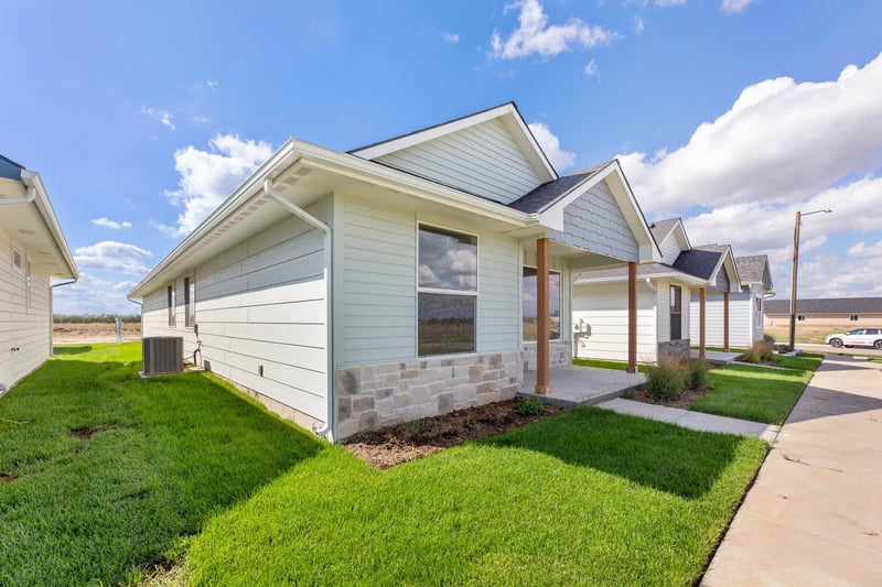3529 N Azalea St, Maize, KS 67223