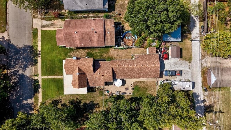 712 E 12th, Winfield, KS 67156
