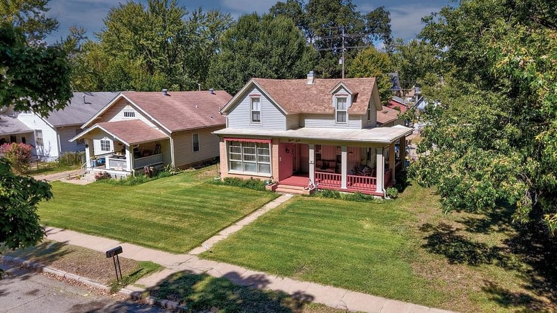 712 E 12th, Winfield, KS 67156