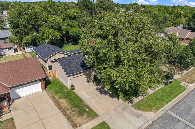 11502 W 17th St N, Wichita, KS 67212