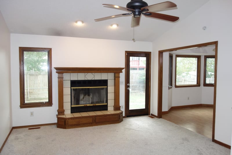 10317 E Countryside, Wichita, KS 67207