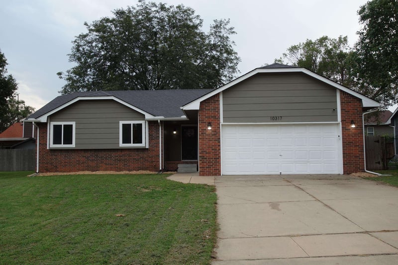 10317 E Countryside, Wichita, KS 67207
