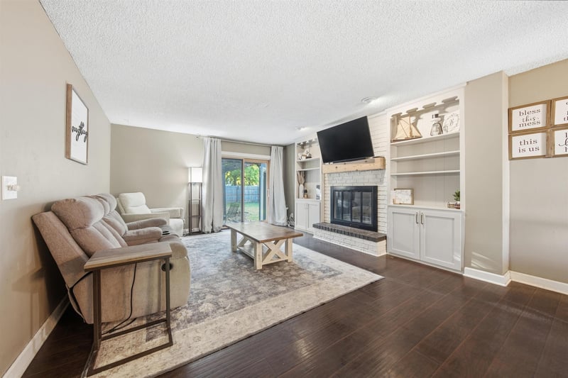 1805 N Terry Ln, Andover, KS 67002