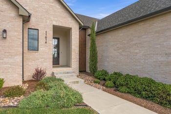 11614 E Winston St, Wichita, KS 67226