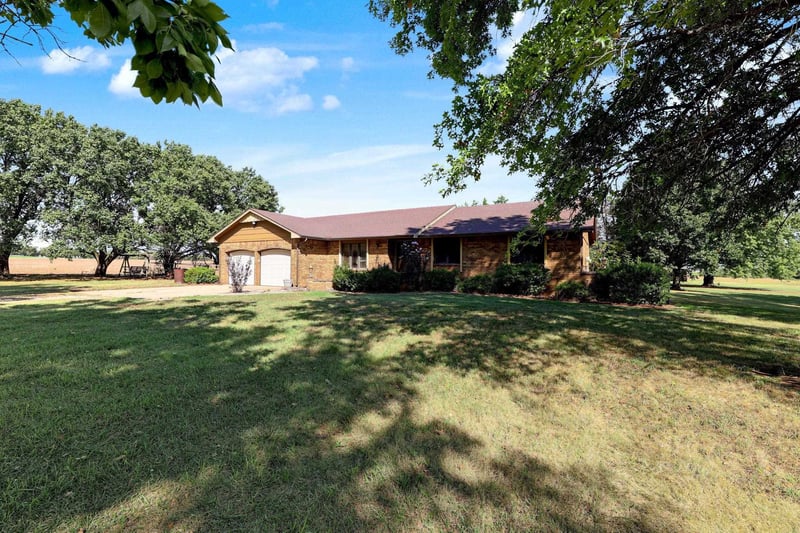 18800 W 29th Street N, Colwich, KS 67030