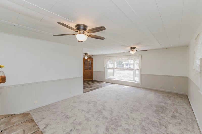 430 W Ninth, Newton, KS 67114