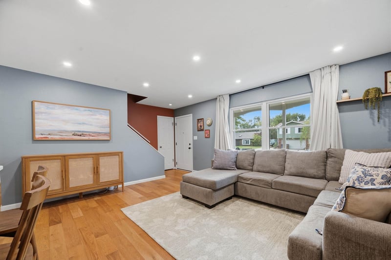 418 E Twisted Oak Rd, Derby, KS 67037