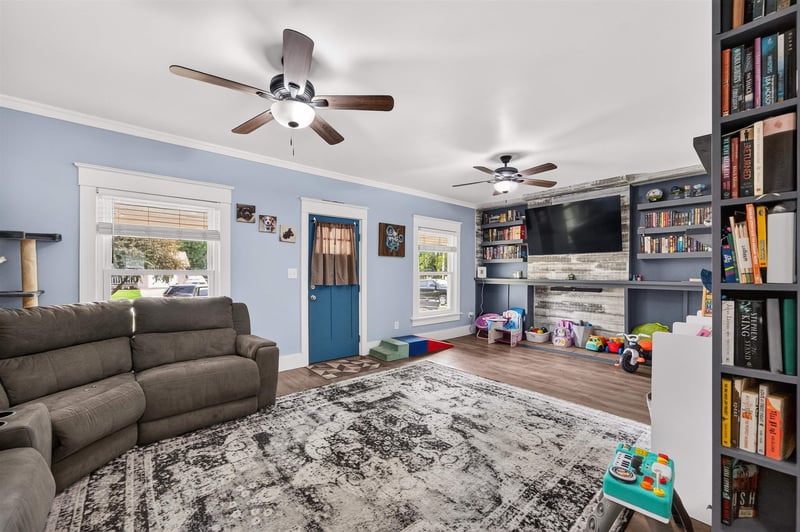 1012 S Elm St, Mcpherson, KS 67460