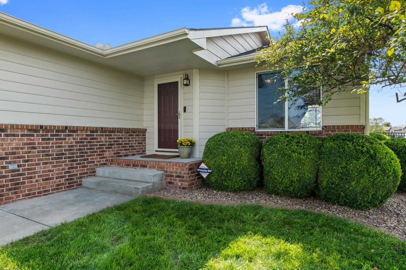 1902 N Nickelton Ct, Wichita, KS 67235