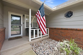 8335 W 2nd St N, Wichita, KS 67212-3772