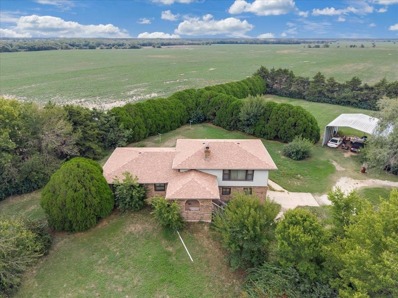 11717 W 95th, Clearwater, KS 67026