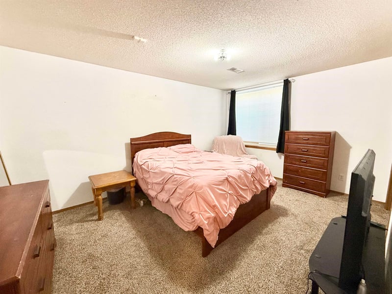 1831 S Brandon St, Wichita, KS 67207