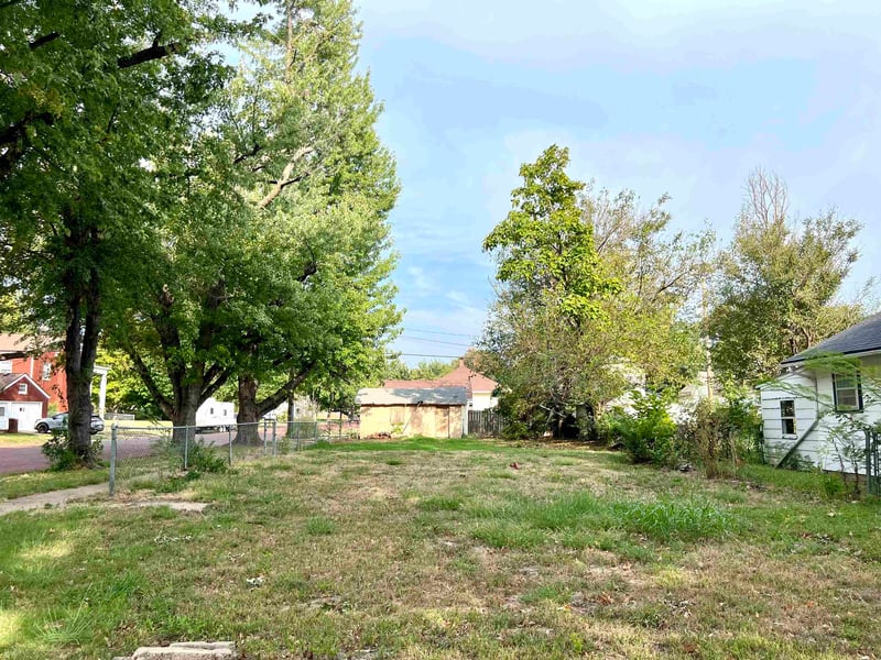 328 N 5th #1015, Arkansas City, KS 67005
