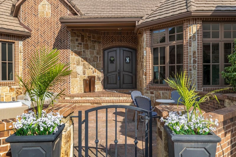10806 E Glengate, Wichita, KS 67206
